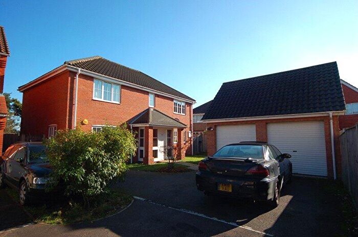 4 Bedroom Detached House To Rent In Linden Walk, Beck Row, Bury St. Edmunds, Suffolk, IP28