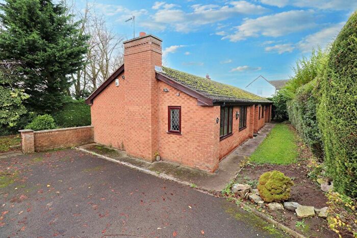 4 Bedroom Detached House For Sale In Six House Bank, West Pinchbeck, PE11