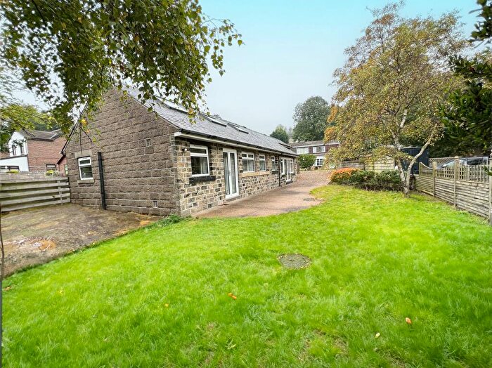 3 Bedroom Detached House To Rent In Quarry Lane, Tandem, HD5