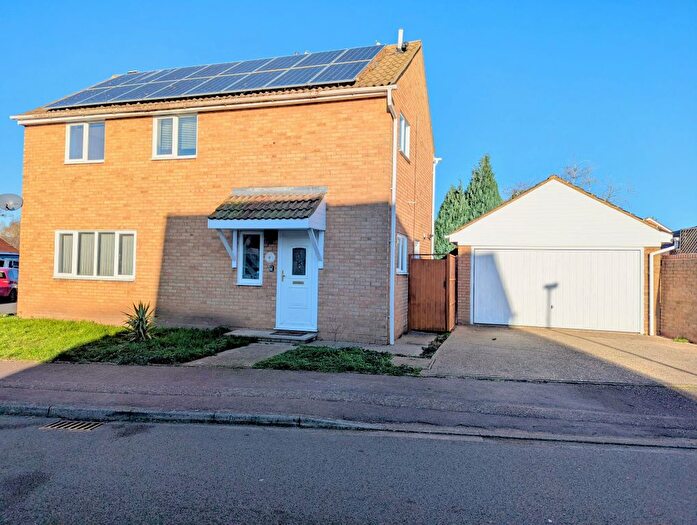 4 Bedroom Detached House To Rent In Kempston, Bedford, MK42