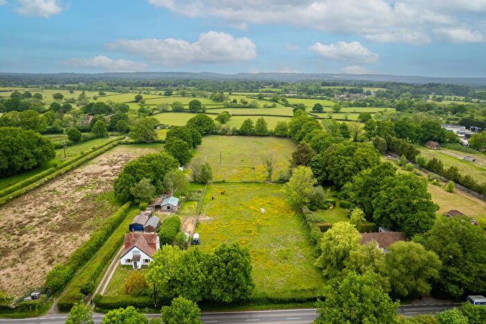 3 Bedroom Property For Sale In Lingfield Common Road, Lingfield, RH7