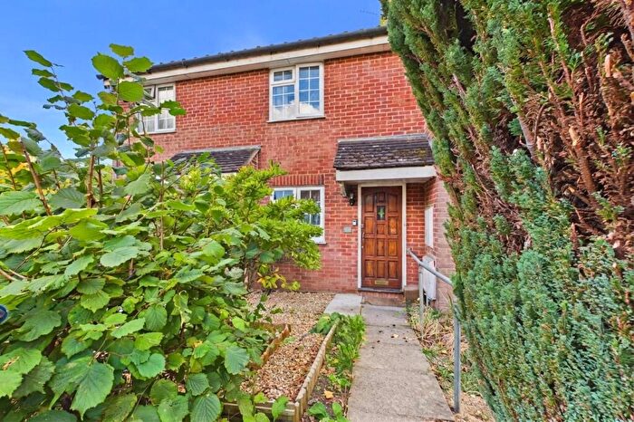 2 Bedroom Terraced House To Rent In Field End, Farnham, Surrey, GU9