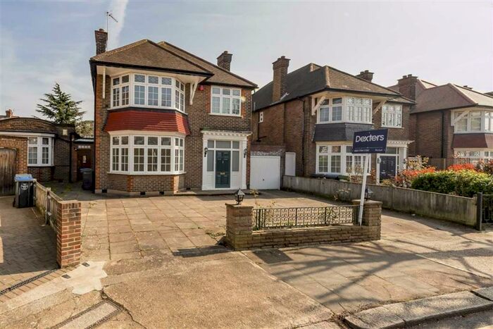 5 Bedroom Detached House To Rent In Oman Avenue, Cricklewood, NW2