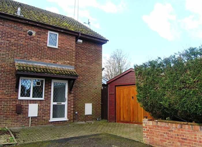 1 Bedroom Semi Detached House To Rent In Kilbale Crescent, Banbury, OX16