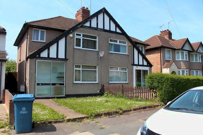 3 Bedroom Semi-Detached House To Rent In Windsor Road, Harrow, HA3
