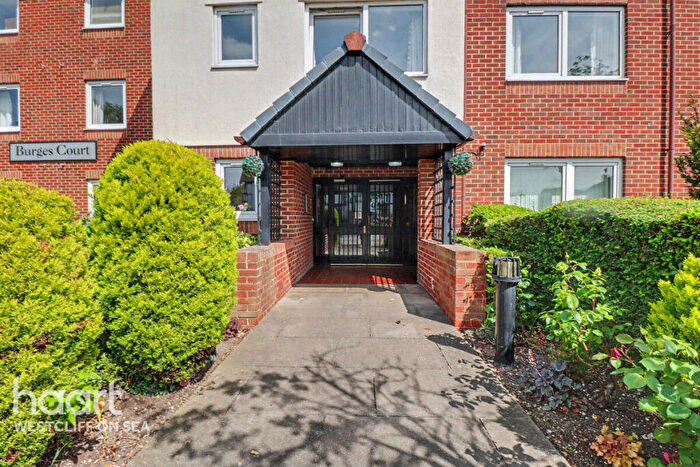 2 Bedroom Retirement Property For Sale In Station Road, Southend-On-Sea, SS1