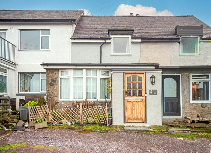 2 Bedroom Terraced House For Sale In Rhosgadfan, Caernarfon, Gwynedd, LL54