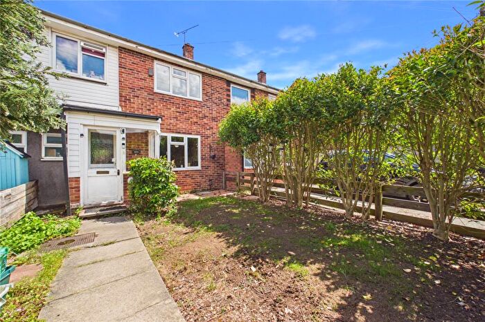 3 Bedroom Terraced House For Sale In The Orchard, Theale, Reading, Berkshire, RG7