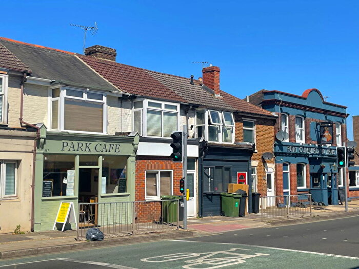 1 Bedroom Terraced House For Sale In Eastney Road, Southsea, PO4