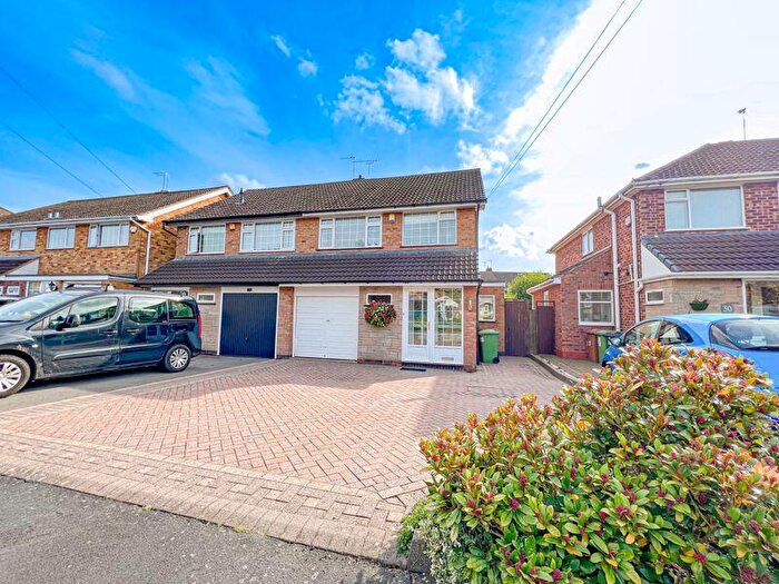 5 Bedroom Semi Detached House For Sale In **** No Chain *****Chester Road, Sutton Coldfield, B74