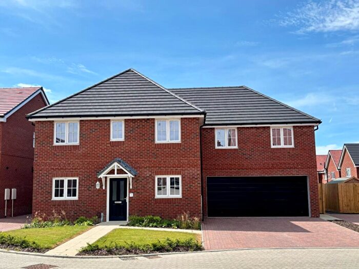 5 Bedroom Detached House For Sale In Boorley Green, SO32