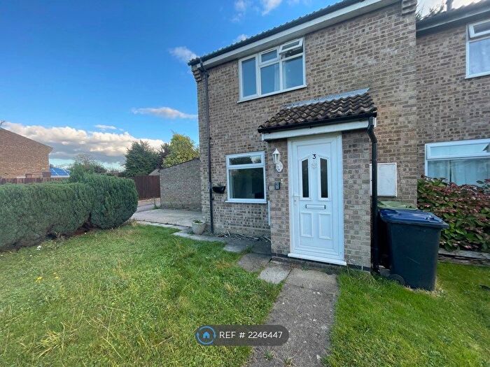 3 Bedroom Semi-Detached House To Rent In Northfield Park, Soham, Ely, CB7