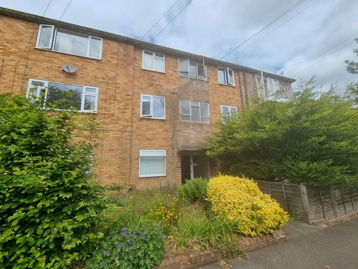 2 Bedroom Flat To Rent In Rugby Road, Leamington Spa, CV32