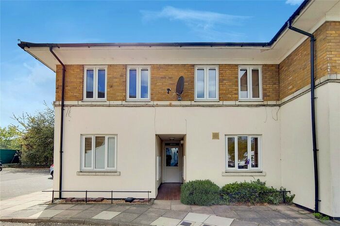 1 Bedroom Flat To Rent In Coleridge Square, London, W13