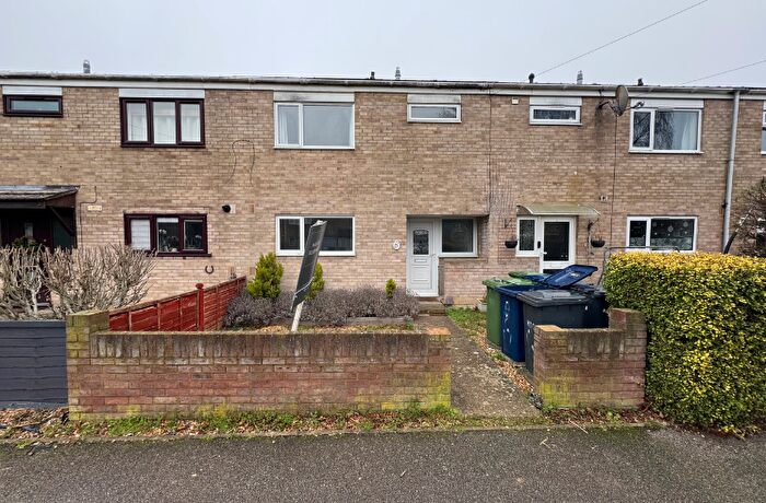 3 Bedroom Terraced House For Sale In Norfolk Road, Huntingdon, PE29