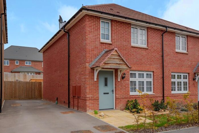 3 Bedroom Semi-Detached House For Sale In Mitchell Way, Milton, Abingdon, OX13