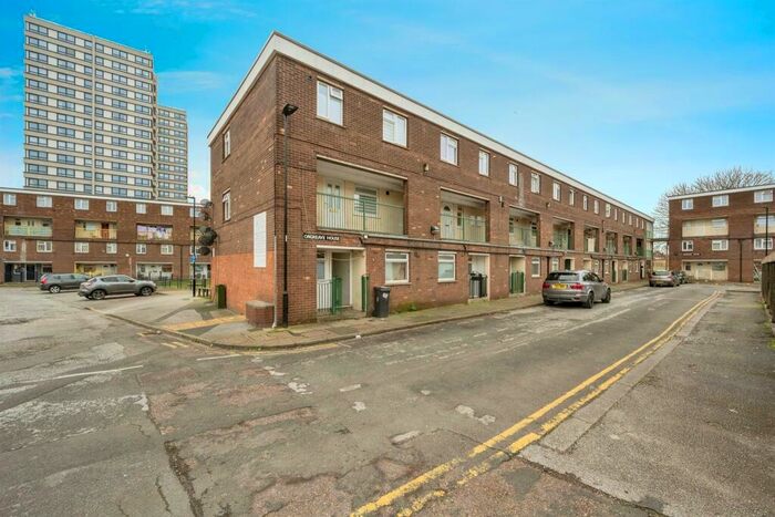 1 Bedroom Flat To Rent In Burden Close, Doncaster, DN1