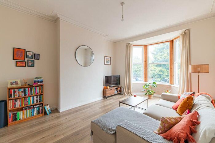 2 Bedroom Flat To Rent In Rothbury Terrace, Heaton, Newcastle Upon Tyne, NE6