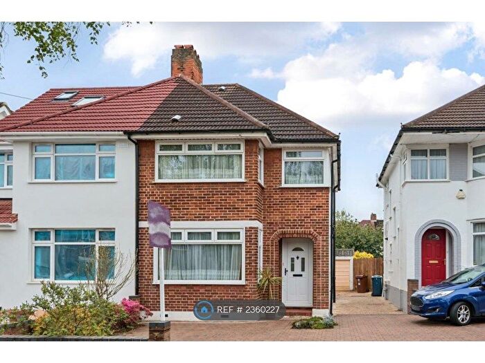 3 Bedroom Semi-Detached House To Rent In Stanmore, Stanmore, HA7