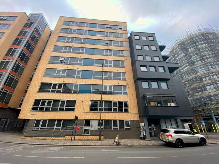 Studio To Rent In Junction Road, Harrow, HA1