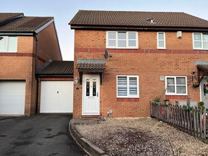 2 Bedroom House To Rent In Greenacres, Barry, Vale Of Glamorgan, CF63