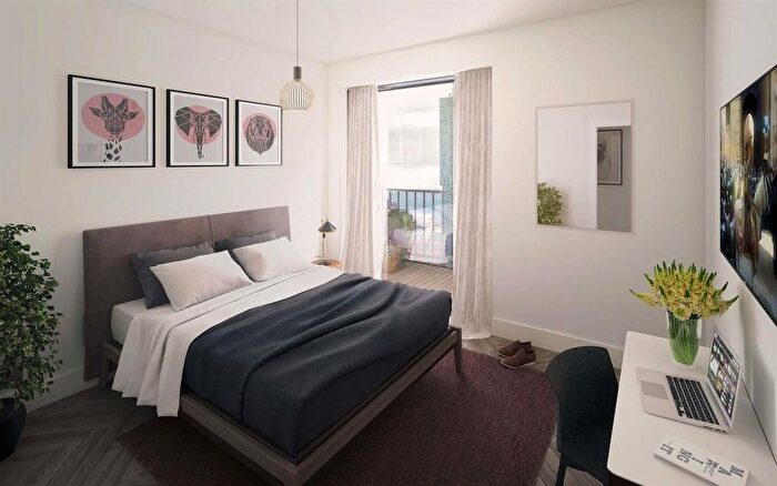 2 Bedroom Flat For Sale In Landmark, Oldfield Rd, Salford, Manchester, M5