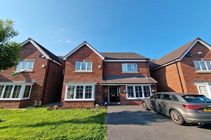 4 Bedroom Property To Rent In Sandringham Close, Blackburn, BB1