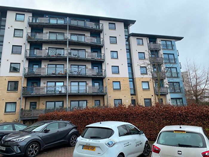 2 Bedroom Flat To Rent In Drybrough Crescent, Peffermill, Edinburgh, EH16