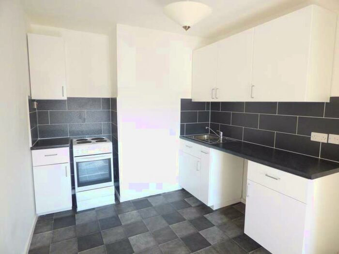1 Bedroom Flat To Rent In Station Road, Long Eaton, NG10