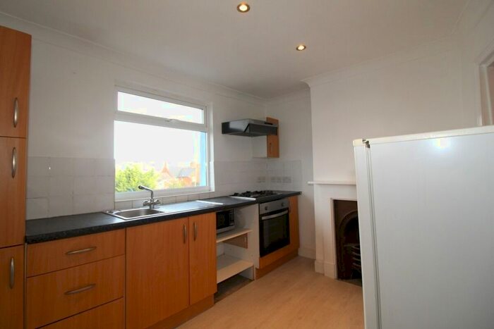 1 Bedroom Flat To Rent In Somerset Road, Ashford TN24