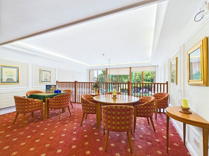 2 Bedroom Flat For Sale In Cathedral Green, Crawthorne Road, Peterborough, PE1