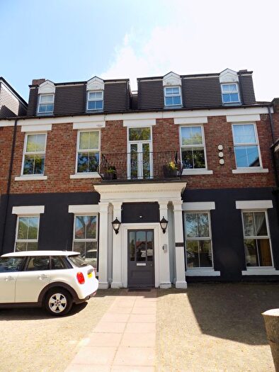 3 Bedroom Flat To Rent In Sea View Road, Sunderland, SR2