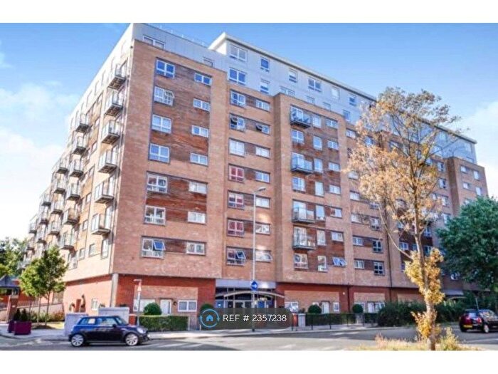 1 Bedroom Flat To Rent In Cherrydown East, Basildon, SS16