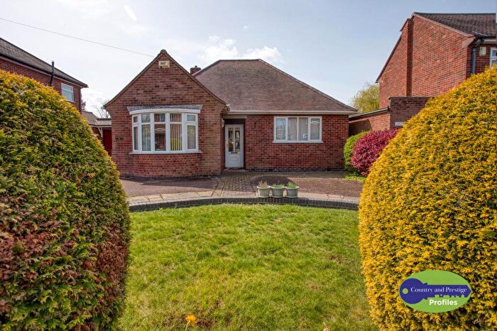 3 Bedroom Detached Bungalow For Sale In Elizabeth Road, Hinckley, LE10
