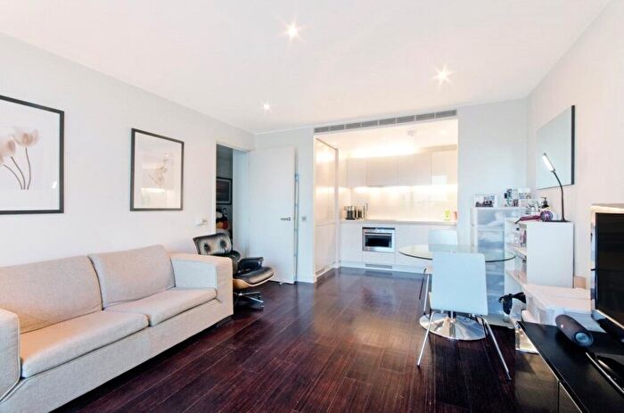 1 Bedroom Apartment To Rent In Pan Peninsula Square, London, E14