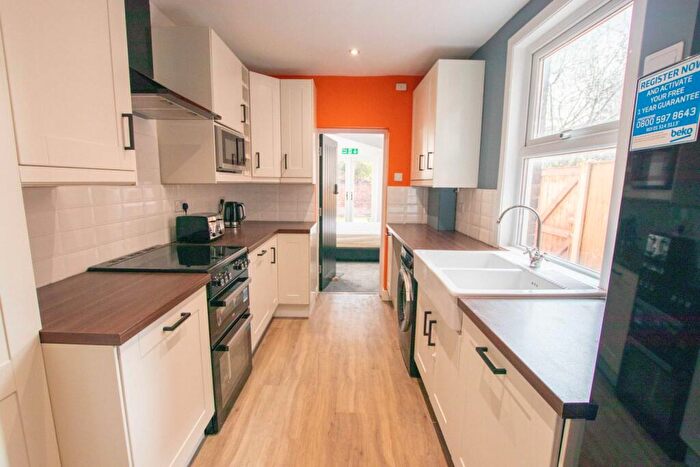 5 Bedroom Town House To Rent In Wilkinson Avenue, Beeston, NG9