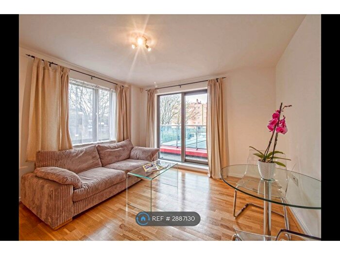 1 Bedroom Flat To Rent In Garamond Building, London, E1