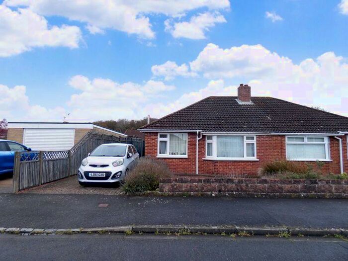 2 Bedroom Bungalow To Rent In Dale Road, Fareham, PO14