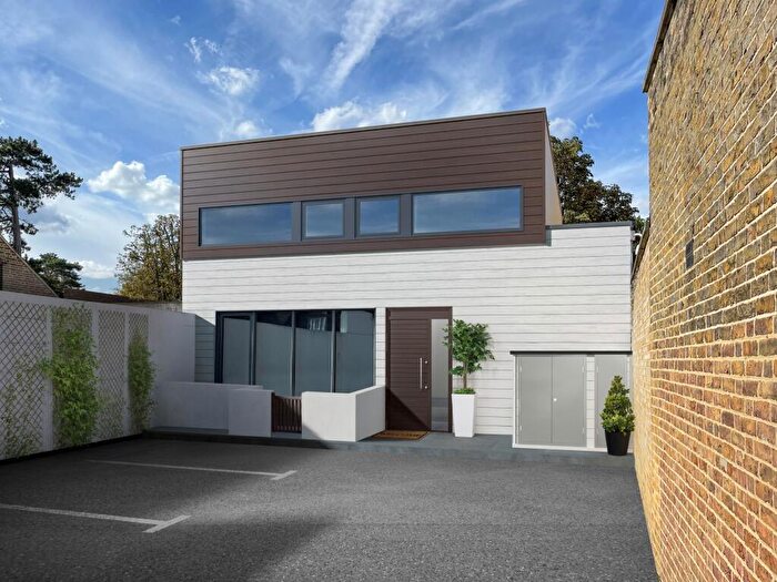 3 Bedroom Semi Detached House For Sale In West Street, Ewell, Epsom, KT17