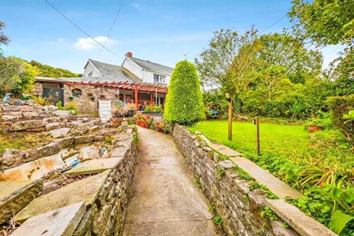 3 Bedroom Cottage For Sale In Brigham Cottages, Llanharry, Pontyclun, CF72