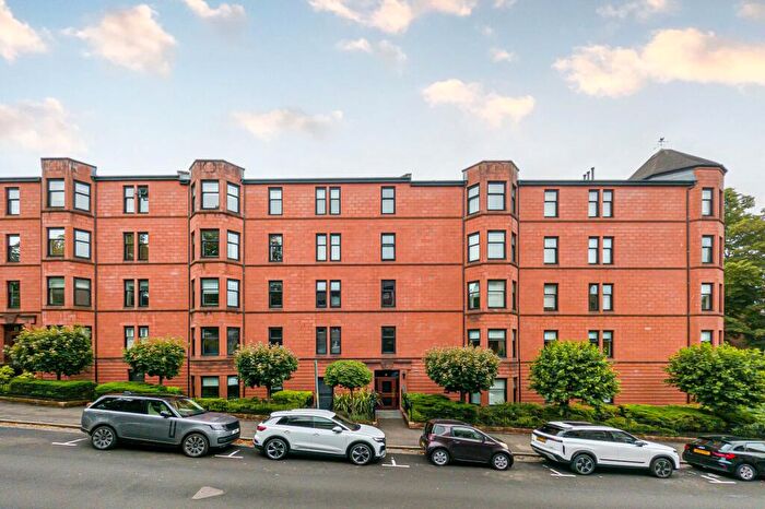 3 Bedroom Apartment For Sale In Kingsborough Gate, Hyndland, Glasgow, G12