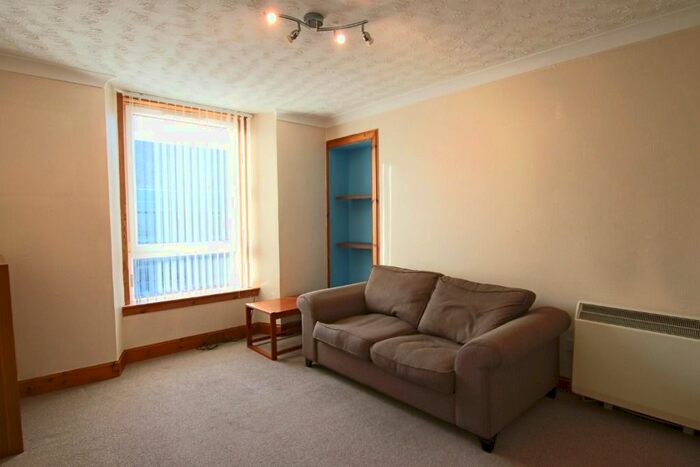 1 Bedroom Flat To Rent In Park Avenue, Stobswell, Dundee, DD4
