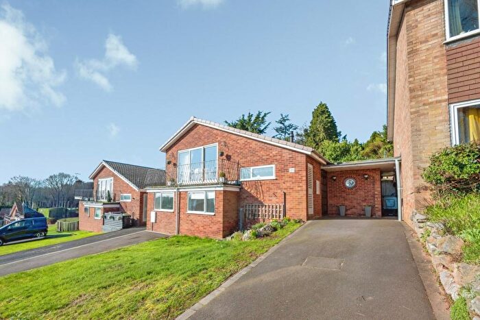 4 Bedroom Detached House For Sale In Westfields, Catshill, Bromsgrove, B61