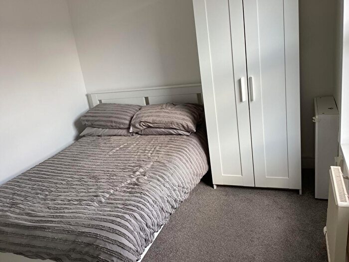 1 Bedroom Flat To Rent In Charlton Street, Maidstone, ME16