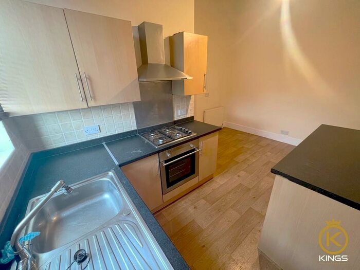 2 Bedroom Flat To Rent In Queens Road, Portsmouth, PO2