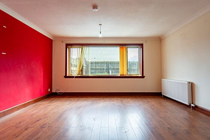 3 Bedroom Terraced House For Sale In Walker Crescent, Inverness, IV2