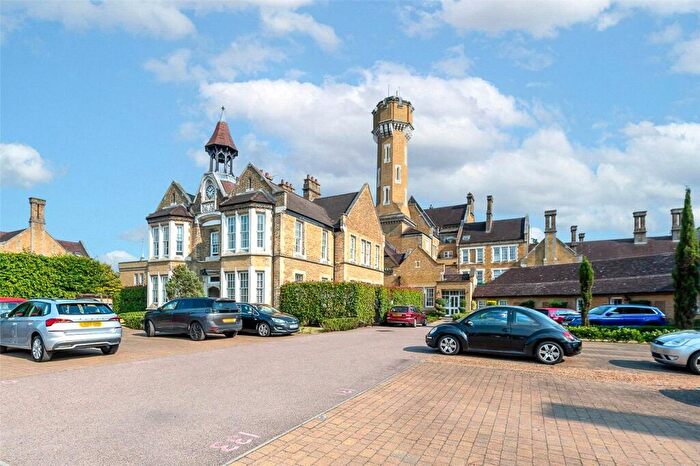 2 Bedroom Apartment For Sale In Bunstone Hall, Chapel Drive, DA2