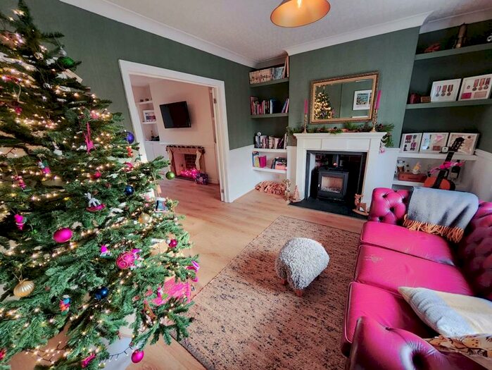 3 Bedroom House To Rent In Talbot Green, CF72