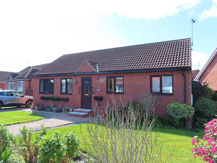 3 Bedroom Detached Bungalow For Sale In Ivy Park Road, Goole, DN14