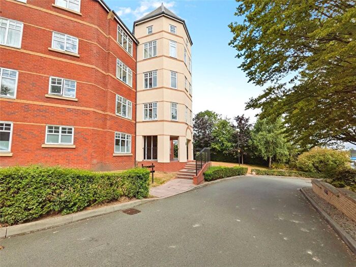2 Bedroom Flat To Rent In Pennant Court, Penn Road, Wolverhampton, West Midlands, WV3